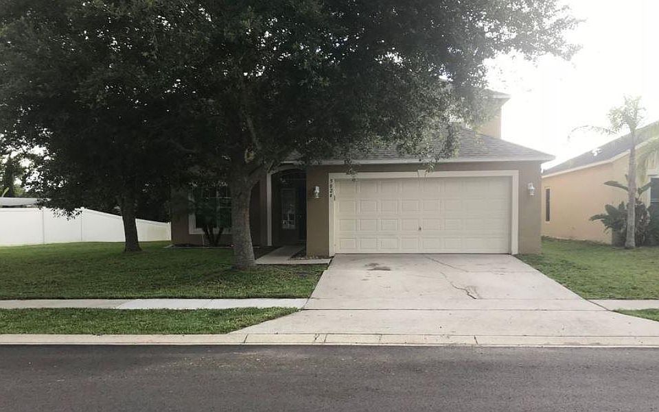 1st image of 5024 Fiske Cir