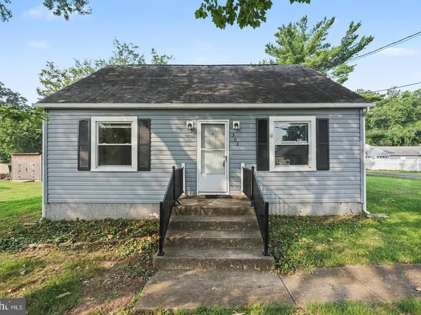 302 E Chatham St, Fredericksburg, VA 22405
