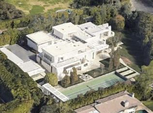 1109 Calle Vista Dr, Beverly Hills, CA 90210