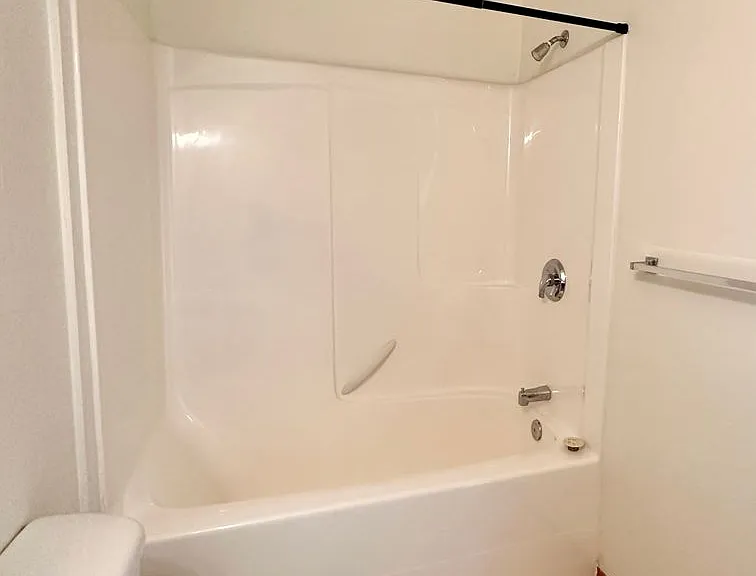1018 23rd St — Photo 32