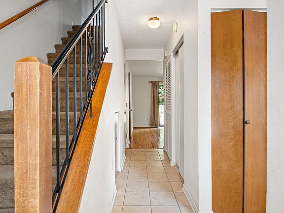 5th image of 2596 Glade Dr