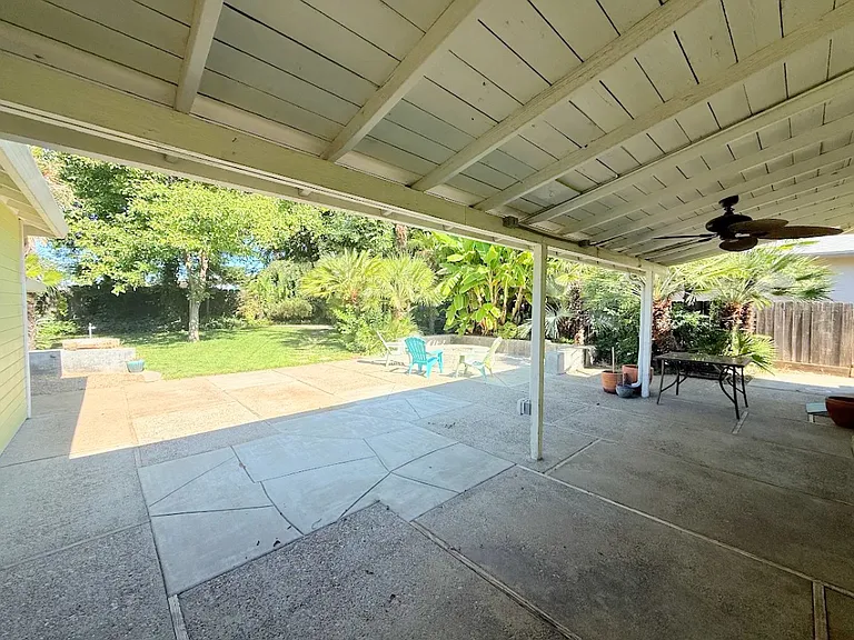 3021 Oleander Ave — Photo 16