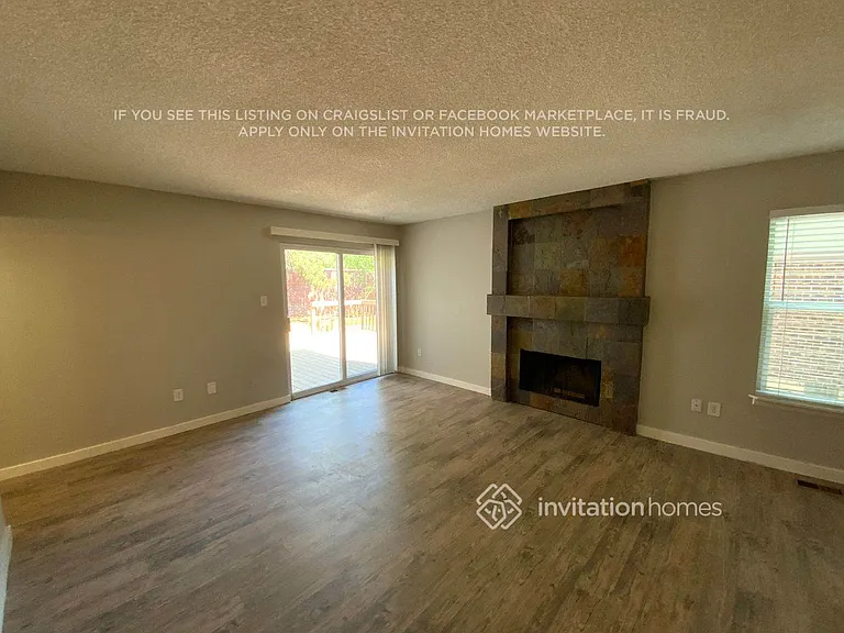5631 W 71st Cir — Photo 2