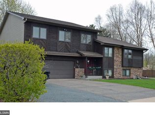 106 Canterbury Rd, Circle Pines, MN 55014