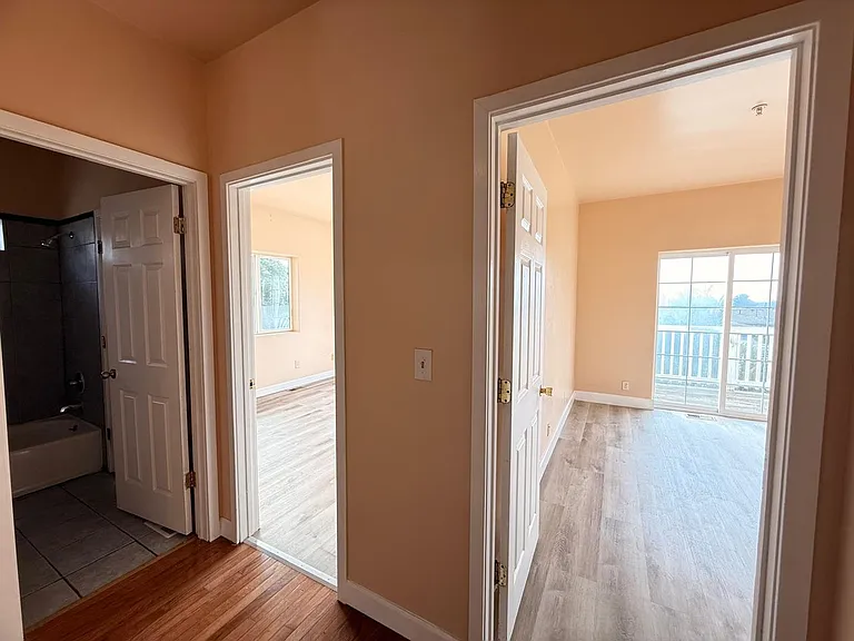 8027 Ney Ave — Photo 14