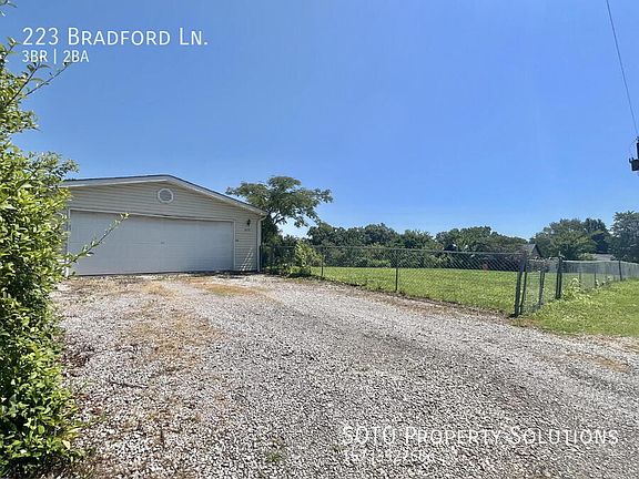 4th image of 223 Bradford Ln