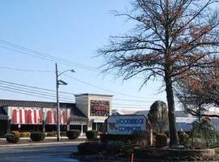 304 Woodbridge Comns Way, Iselin, NJ 08830