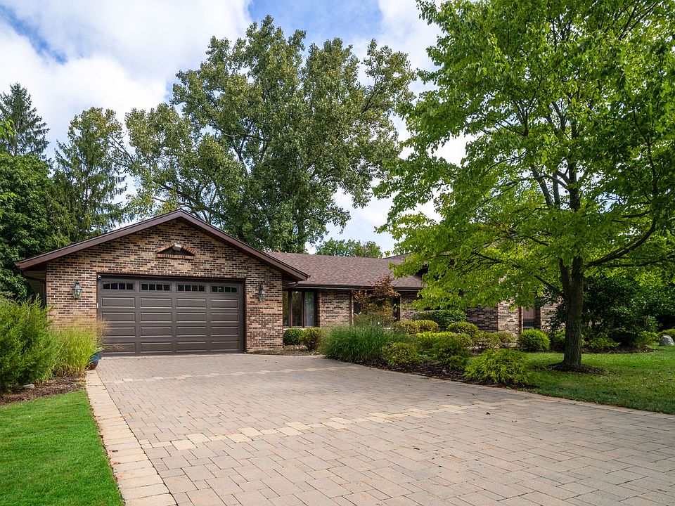 1st image of 26587 N Cherrywood Ln