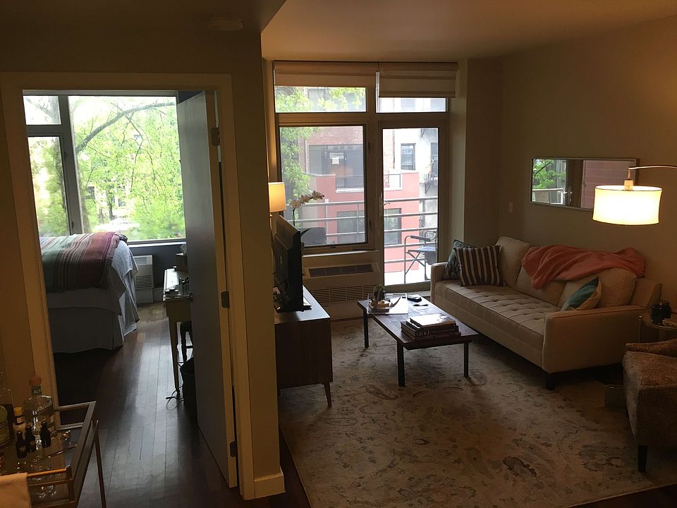 1st image of 161-169 E 110th St #3D