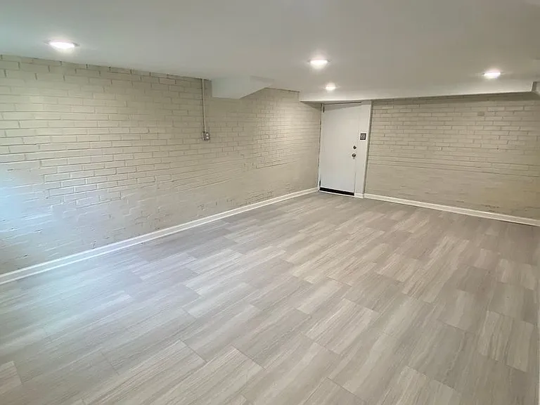 3811 Barwick St — Photo 3