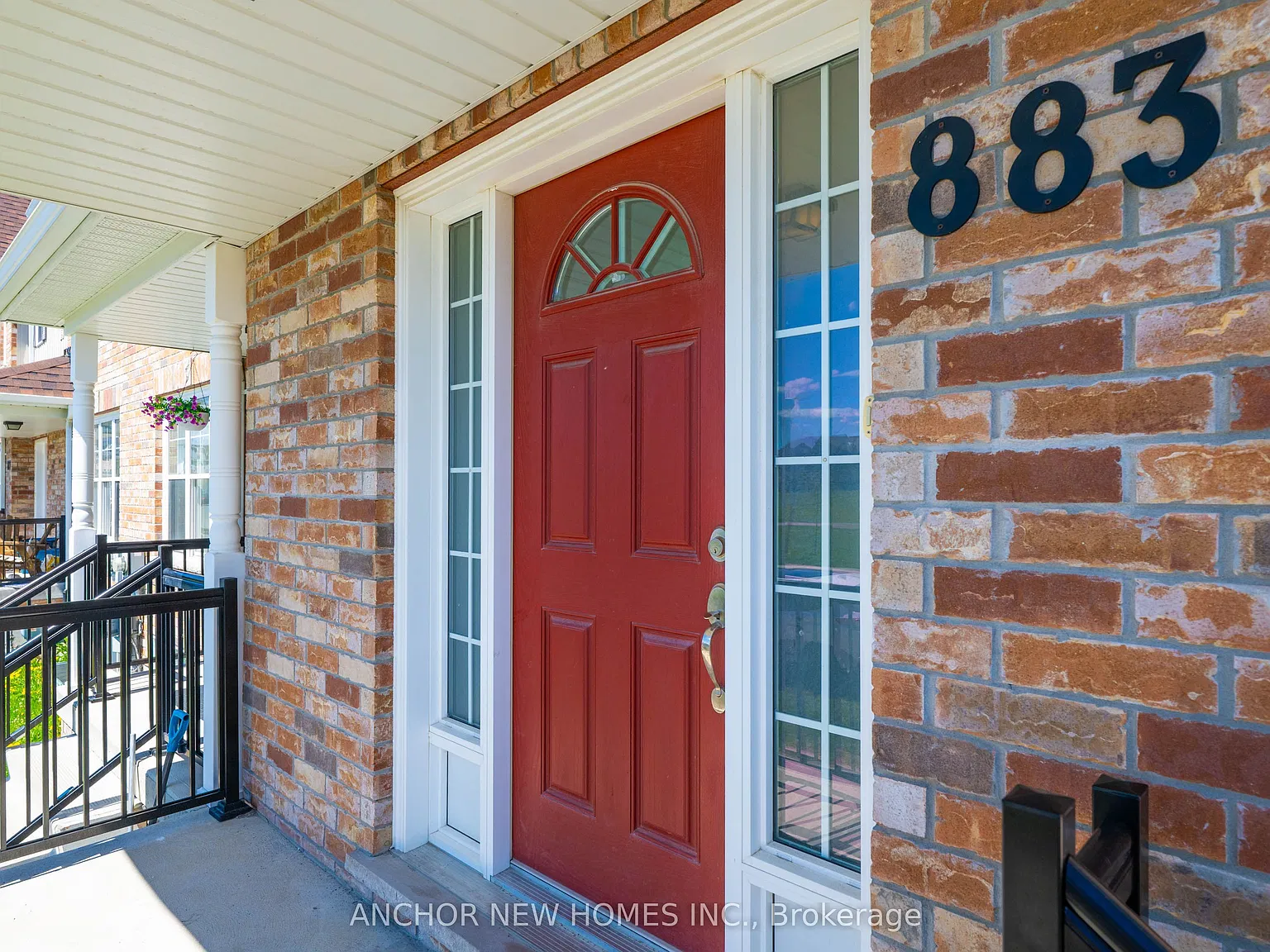 3 bed, $2,850 — Photo 2