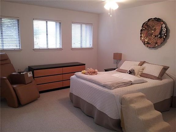 2nd image of 1012 Verbena Dr