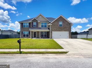 40 Red Blossom Ct, Allenhurst, GA 31301