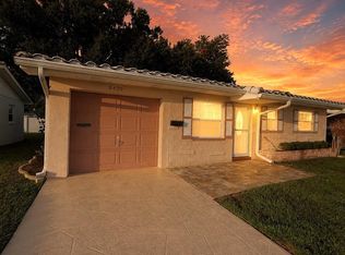 5420 Palm Crest Ct N, Pinellas Park, FL 33782