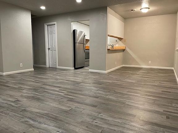 2nd image of 1603 Shasta Way APT D