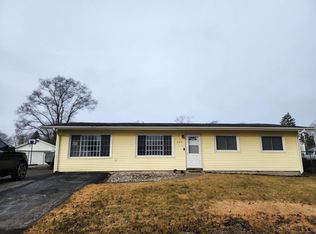 752 Acadia Rd, Valparaiso, IN 46385