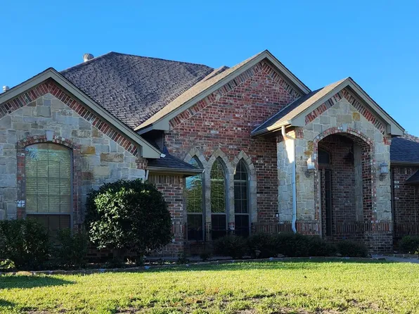 1525 Bassett Hound Dr, Haslet, TX 76052