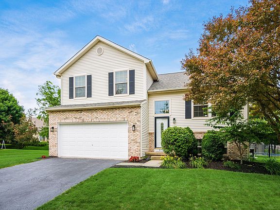 3rd image of 5758 Camhurst Ct