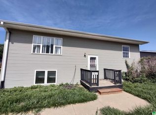 1901 Fairbanks St, Sioux City, IA 51109