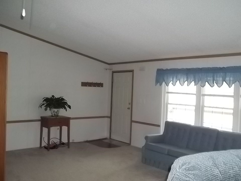 2nd image of 6212 Medford Way