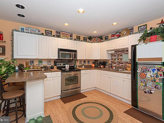 5th image of 88 Seafarer Ln