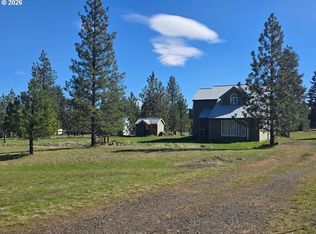 271 S Fairway Rd, Tygh Valley, OR 97063