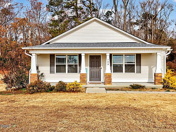 4th image of 199 Sandcastle Ln