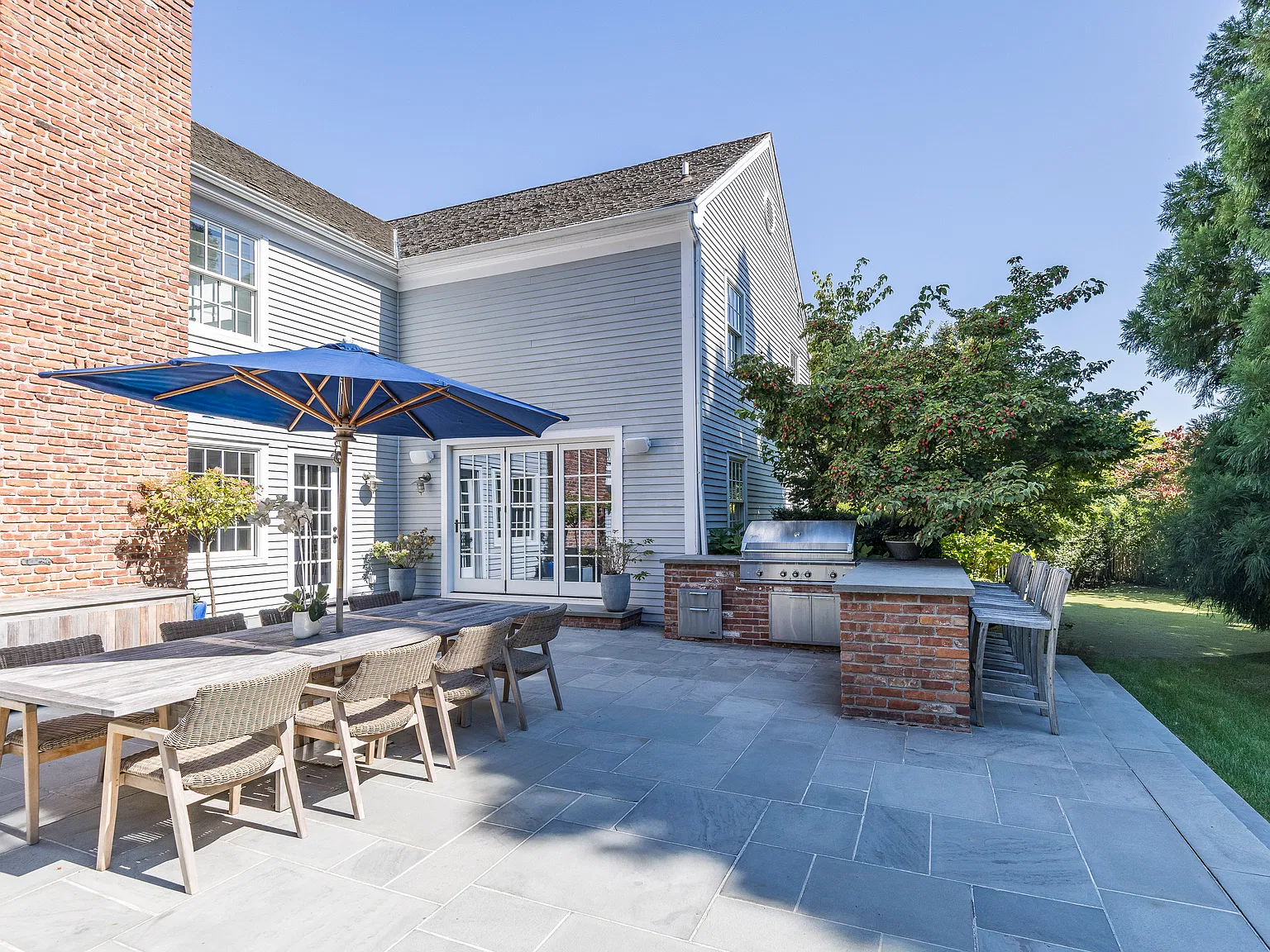 Summer in the Heart of Bridgehampton Village — Photo 3
