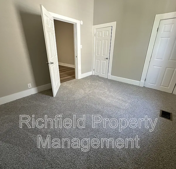 218 N Tacoma Ave — Photo 20