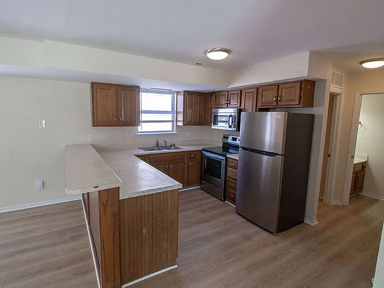3612 Hermitage Rd — Photo 9