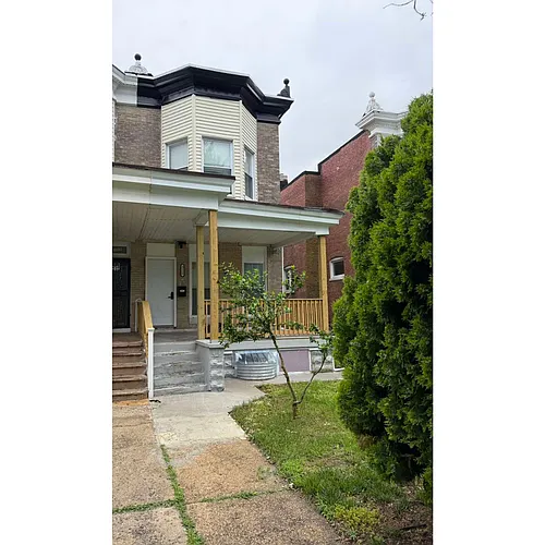 3113 Presbury St Photo 1
