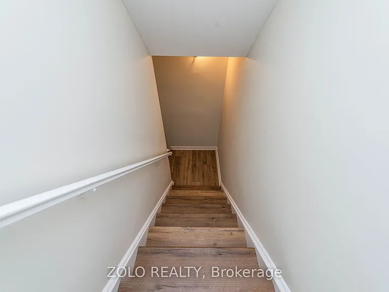 45 Hilda Rd #BASEMENT — Photo 2