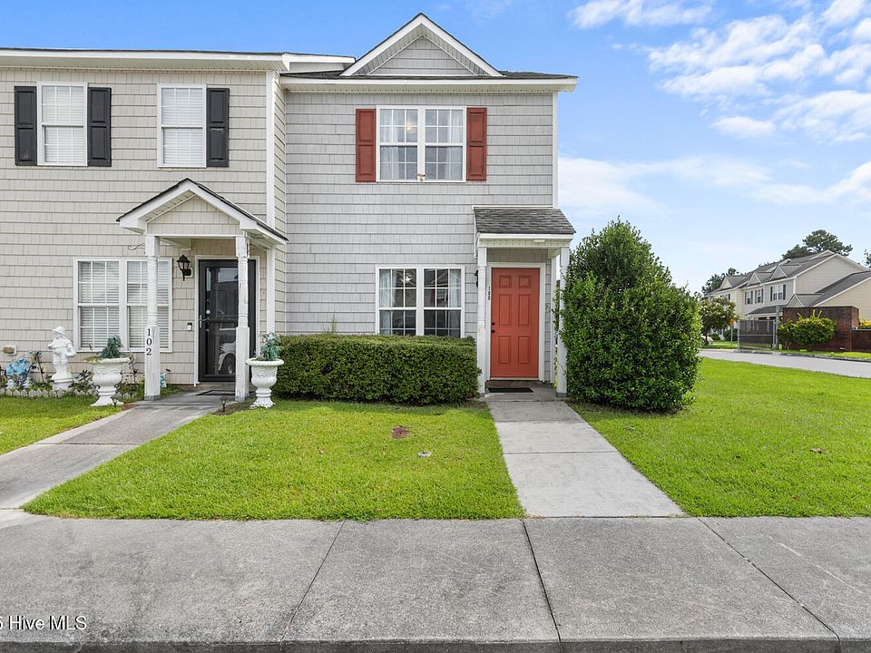 1st image of 100 Ashwood Drive