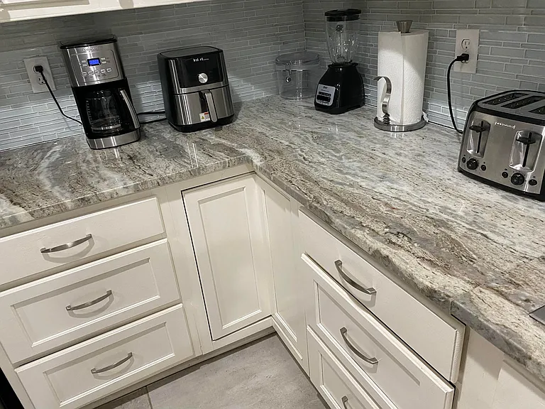 330 S Caldwood Dr — Photo 19