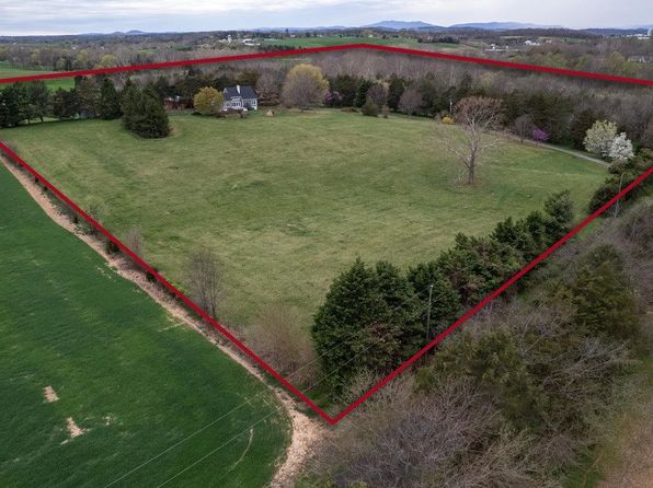 9448 E Timber Ridge Rd, Grottoes, VA 24441
