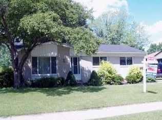9175 Redbud Ave, Plymouth, MI 48170