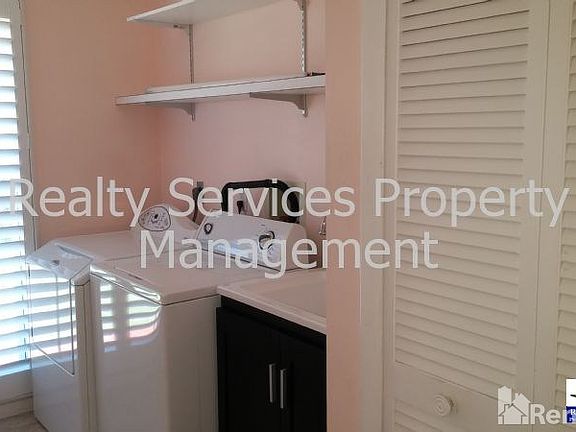 5th image of 5315 Shalley Cir W