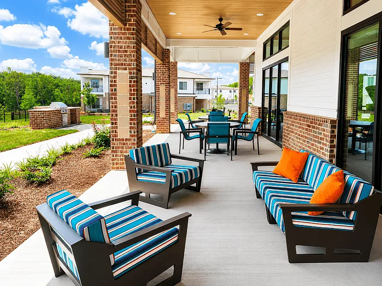 Caelian South Grove Apartments — Photo 4