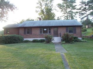 804 Hugh Ave, Roanoke, VA 24019