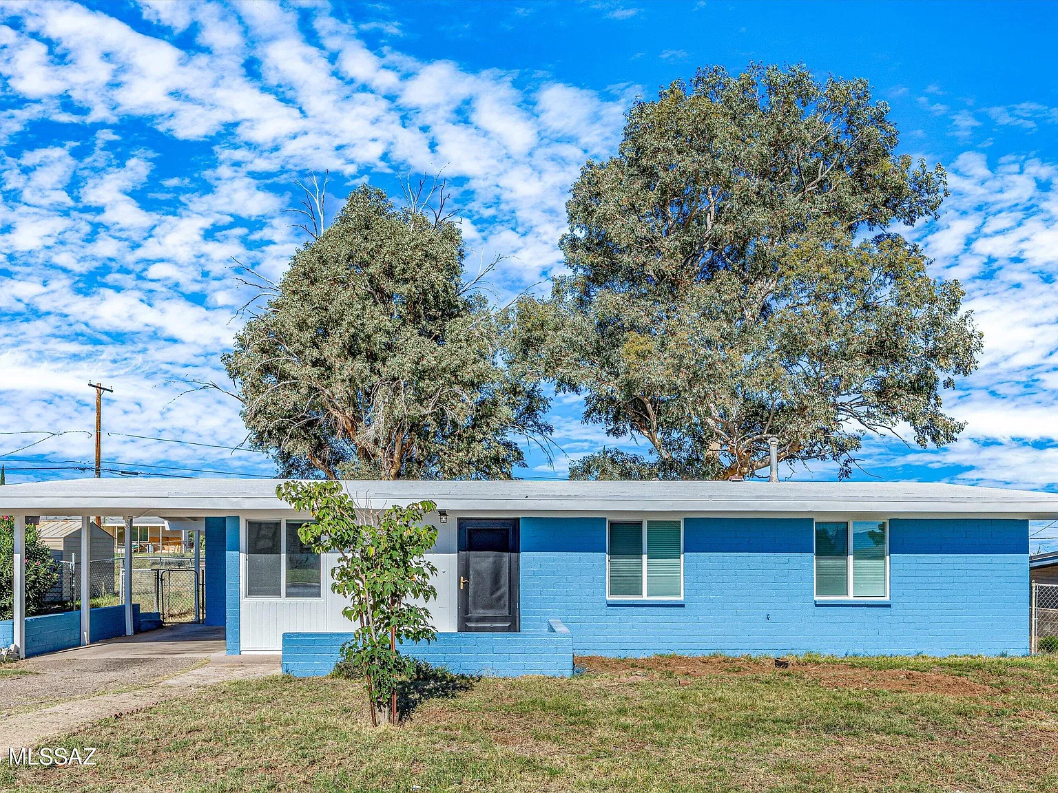 3 bed, 2.0 bath, 1107 sqft, $1,150 — Photo 1