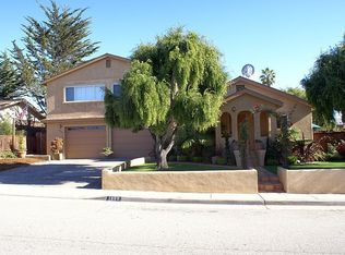 1880 Luxton St, Seaside, CA 93955