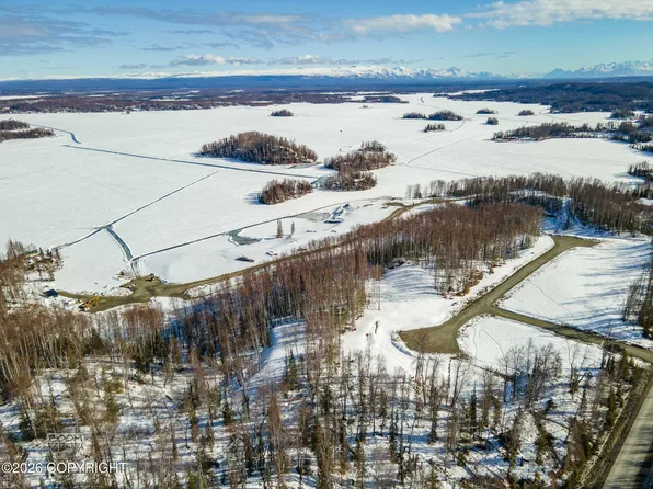 20298 W Kvichak Cir, Big Lake, AK 99652