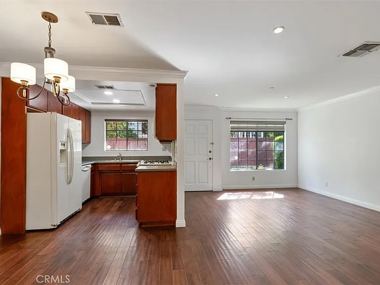 1001 N Monterey St #C — Photo 7
