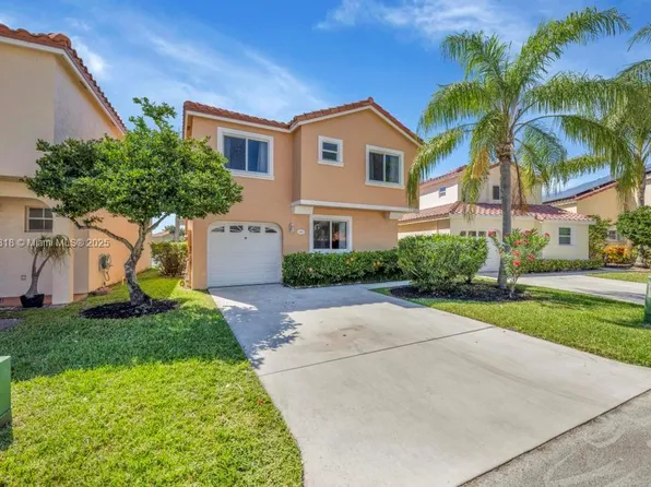 1091 SE 6th Ave, Dania, FL 33004