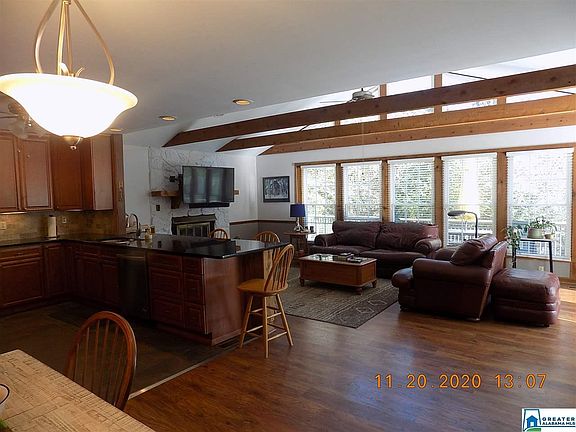 4th image of 952 Shady Brook Cir