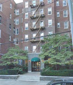 3321 Bruckner Boulevard #6D, Bronx, NY, 10461