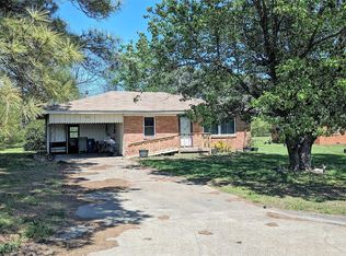 910 Blankenship Rd, Jonesboro, AR 72401