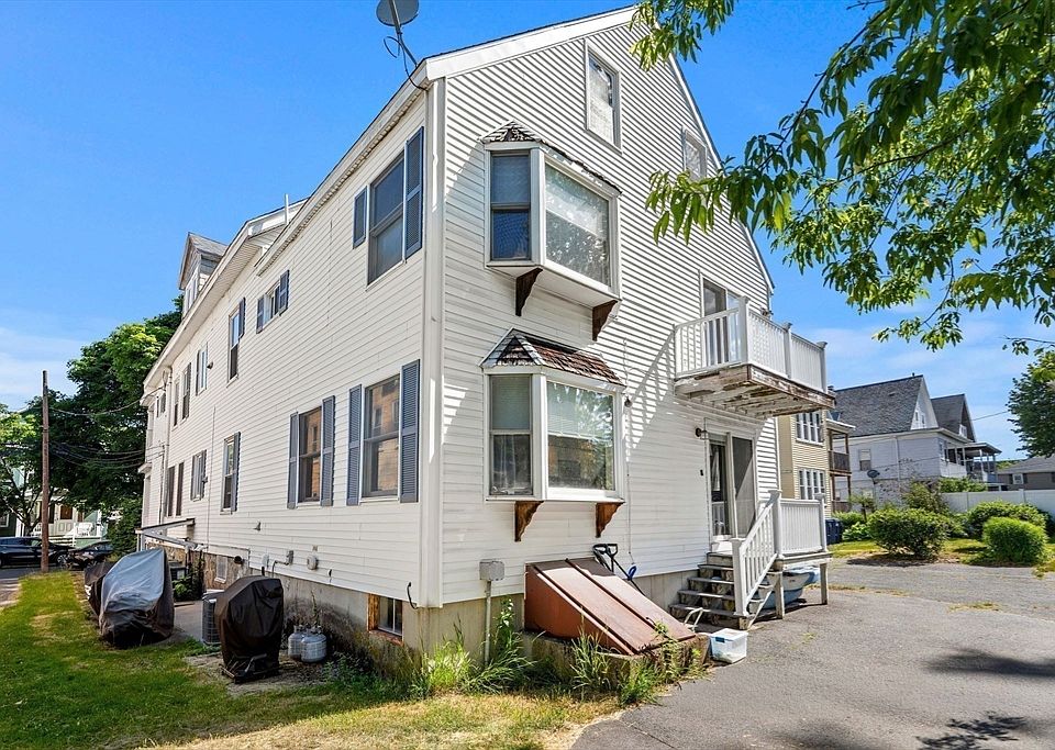 1st image of 11 Gardner St APT 4