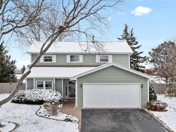 2970 Worcester Ln, Aurora, IL 60504