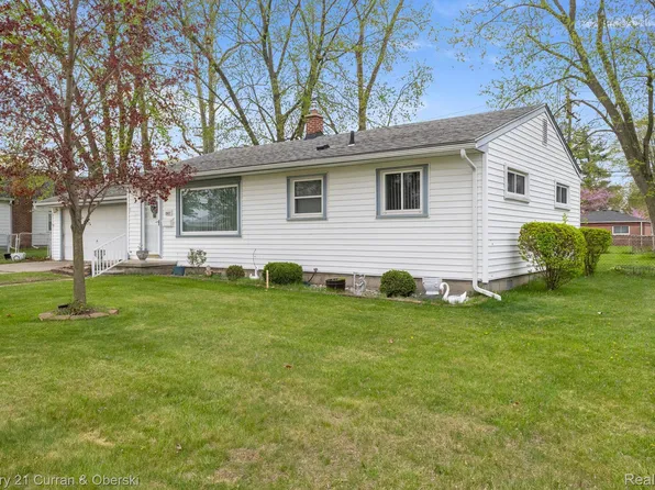 25427 Princeton St, Dearborn Heights, MI 48125